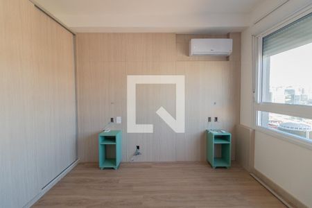 Sala/Quarto de kitnet/studio para alugar com 1 quarto, 27m² em Partenon, Porto Alegre