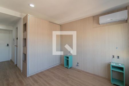 Sala/Quarto de kitnet/studio para alugar com 1 quarto, 27m² em Partenon, Porto Alegre