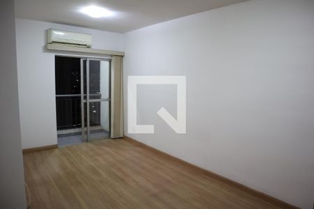 Sala de apartamento para alugar com 2 quartos, 52m² em Vila da Penha, Rio de Janeiro