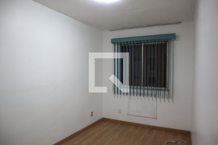 Quarto 1  de apartamento para alugar com 2 quartos, 52m² em Vila da Penha, Rio de Janeiro