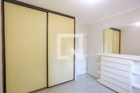 Quarto 1 de apartamento para alugar com 2 quartos, 50m² em Morumbi, São Paulo