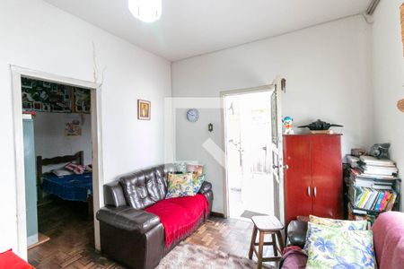 Sala de casa à venda com 5 quartos, 200m² em Carlos Prates, Belo Horizonte