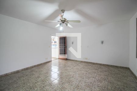Sala de apartamento para alugar com 3 quartos, 150m² em Vila Dagmar, Belford Roxo