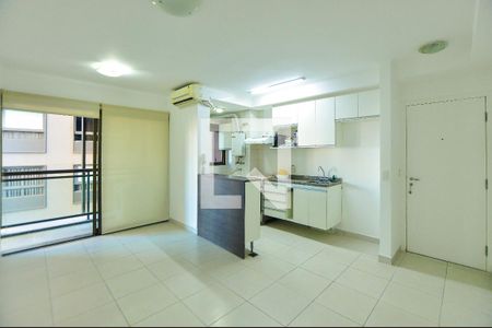 Sala de apartamento à venda com 2 quartos, 57m² em Perdizes, São Paulo