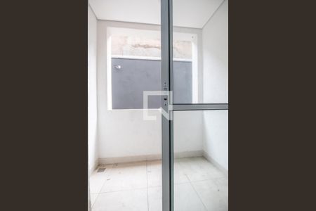 Sacada de apartamento à venda com 1 quarto, 34m² em Presidente Altino, Osasco