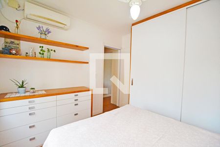 Quarto de apartamento à venda com 1 quarto, 42m² em Rio Branco, Porto Alegre