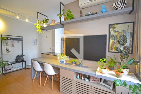 Sala de apartamento à venda com 1 quarto, 42m² em Rio Branco, Porto Alegre