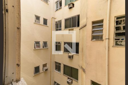 Sala Vista  de apartamento para alugar com 1 quarto, 42m² em Botafogo, Rio de Janeiro