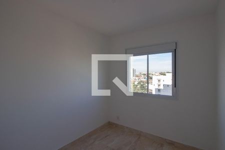 Quarto 1 de apartamento à venda com 2 quartos, 48m² em Vila Carmosina, São Paulo