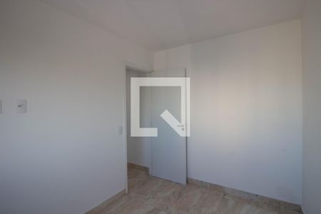 Quarto 1 de apartamento à venda com 2 quartos, 48m² em Vila Carmosina, São Paulo