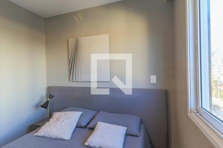 Suíte de apartamento para alugar com 2 quartos, 58m² em Chácara Santo Antônio (zona Sul), São Paulo