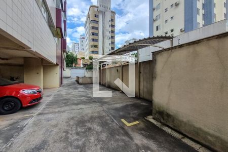 Garagem de apartamento para alugar com 3 quartos, 80m² em Alto Barroca, Belo Horizonte