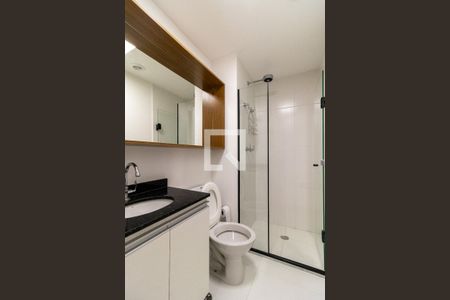 Banheiro de kitnet/studio para alugar com 1 quarto, 24m² em Perdizes, São Paulo