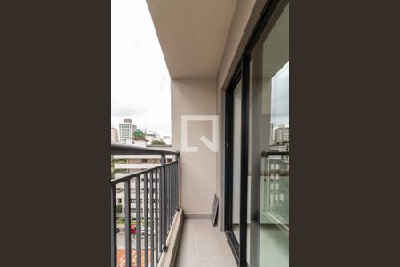 Varanda de kitnet/studio para alugar com 1 quarto, 24m² em Perdizes, São Paulo