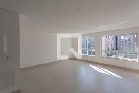 Apartamento à venda com 40m², 1 quarto e 1 vagaSala/Quarto