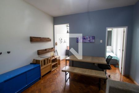 Sala de apartamento à venda com 2 quartos, 52m² em Leme, Rio de Janeiro
