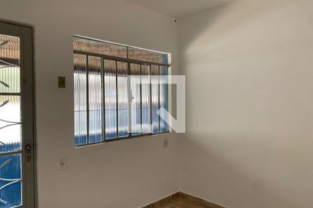 Sala de casa para alugar com 2 quartos, 120m² em Parque Residencial Casa Branca, Suzano