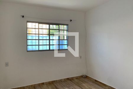 Quarto 2 de casa para alugar com 2 quartos, 120m² em Parque Residencial Casa Branca, Suzano