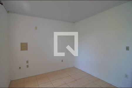 Quarto de casa para alugar com 1 quarto, 60m² em Rio Branco, Canoas