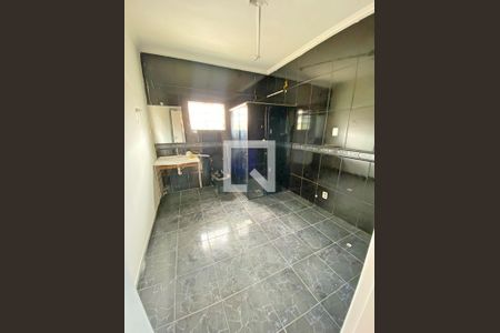 Casa para alugar com 3 quartos, 226m² em Planalto, Belo Horizonte