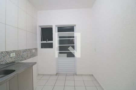 Cozinha de apartamento para alugar com 1 quarto, 30m² em Alto do Pari, São Paulo