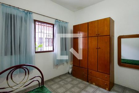 Quarto de casa de condomínio para alugar com 1 quarto, 60m² em Maracanã, Praia Grande