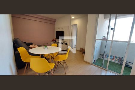 Sala  de apartamento para alugar com 2 quartos, 55m² em Casa Branca, Santo André