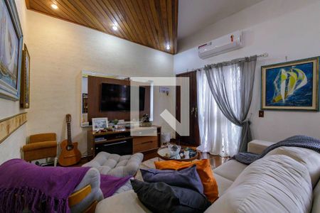 Sala de casa de condomínio à venda com 3 quartos, 300m² em Recreio dos Bandeirantes, Rio de Janeiro