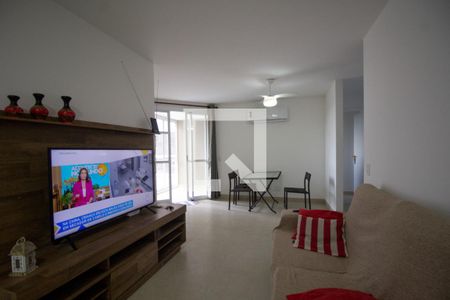 Sala de apartamento para alugar com 2 quartos, 80m² em Recreio dos Bandeirantes, Rio de Janeiro