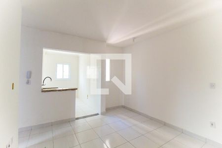 Sala de apartamento para alugar com 2 quartos, 49m² em Aracare, Itaquaquecetuba