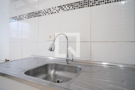 Sala/Cozinha de apartamento à venda com 2 quartos, 40m² em Vila Nhocuné, São Paulo