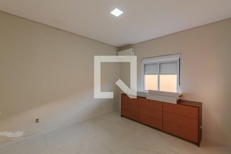 Suíte 1 de casa para alugar com 4 quartos, 220m² em Campeche, Florianópolis