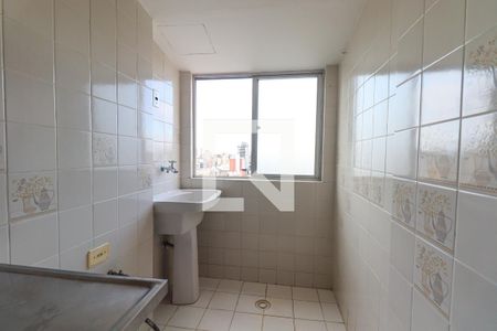 Cozinha e Área de Serviço de apartamento para alugar com 1 quarto, 32m² em Centro, Curitiba