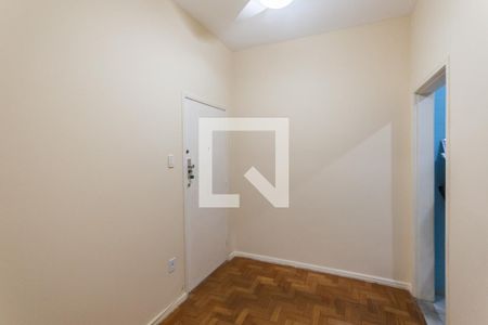 Sala de apartamento para alugar com 2 quartos, 75m² em Tijuca, Rio de Janeiro