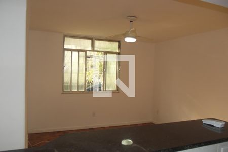 Apartamento para alugar com 3 quartos, 70m² em Del Castilho, Rio de Janeiro