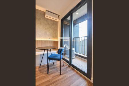 Sala  de kitnet/studio à venda com 1 quarto, 22m² em Brooklin Paulista, São Paulo