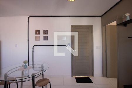 Sala de kitnet/studio para alugar com 1 quarto, 37m² em Itaquera, São Paulo