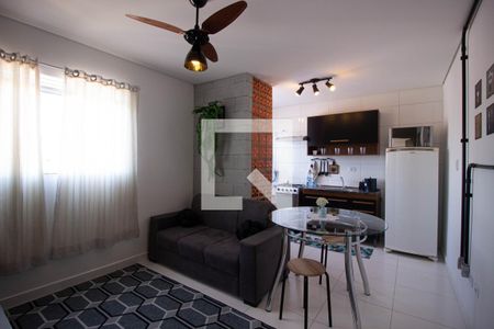 Sala de kitnet/studio para alugar com 1 quarto, 37m² em Itaquera, São Paulo