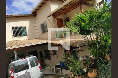 Casa à venda com 3 quartos, 127m² em Céu Azul, Belo Horizonte