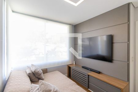 Sala de TV de casa de condomínio para alugar com 3 quartos, 200m² em Loteamento Alphaville Campinas, Campinas