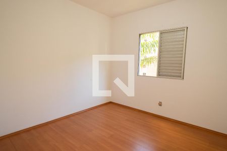 Quarto 2 de apartamento para alugar com 2 quartos, 48m² em Montanhão, São Bernardo do Campo