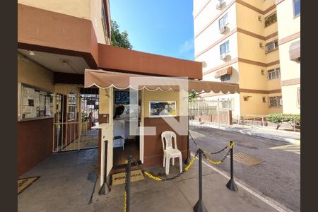 Fachada e portaria de apartamento à venda com 2 quartos, 50m² em Abolição, Rio de Janeiro