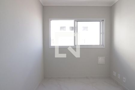 Sala de apartamento para alugar com 2 quartos, 34m² em Vila Pierina, São Paulo