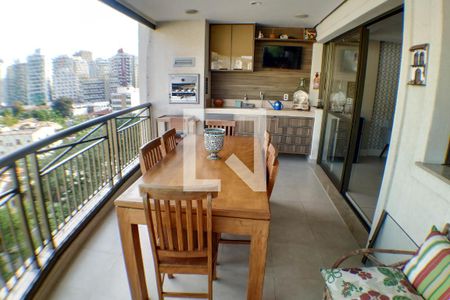 Varanda de apartamento à venda com 3 quartos, 140m² em Icaraí, Niterói