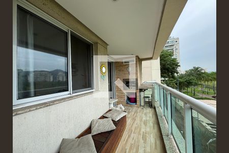 Varanda de apartamento para alugar com 2 quartos, 67m² em Barra da Tijuca, Rio de Janeiro