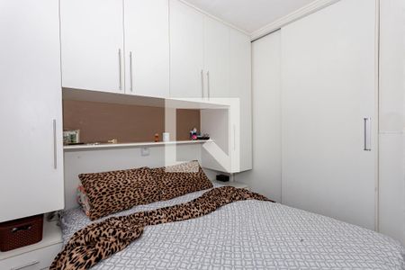 Quarto 1 de apartamento à venda com 2 quartos, 58m² em Parque Bristol, São Paulo
