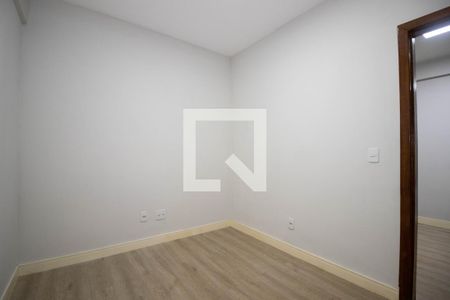 Quarto 1 de apartamento para alugar com 2 quartos, 45m² em Setor Habitacional Vicente Pires, Brasília