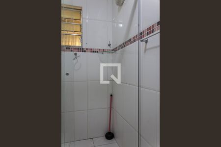 Banheiro da Suíte 1 de casa para alugar com 1 quarto, 58m² em Paulicéia, São Bernardo do Campo