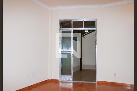 Sala de apartamento à venda com 2 quartos, 70m² em Quintino Bocaiuva, Rio de Janeiro
