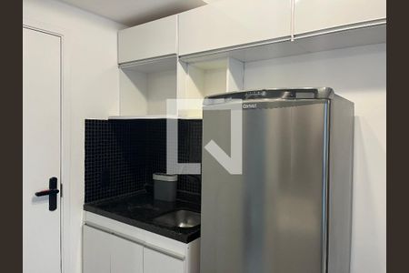 Cozinha de kitnet/studio para alugar com 1 quarto, 18m² em Perdizes, São Paulo